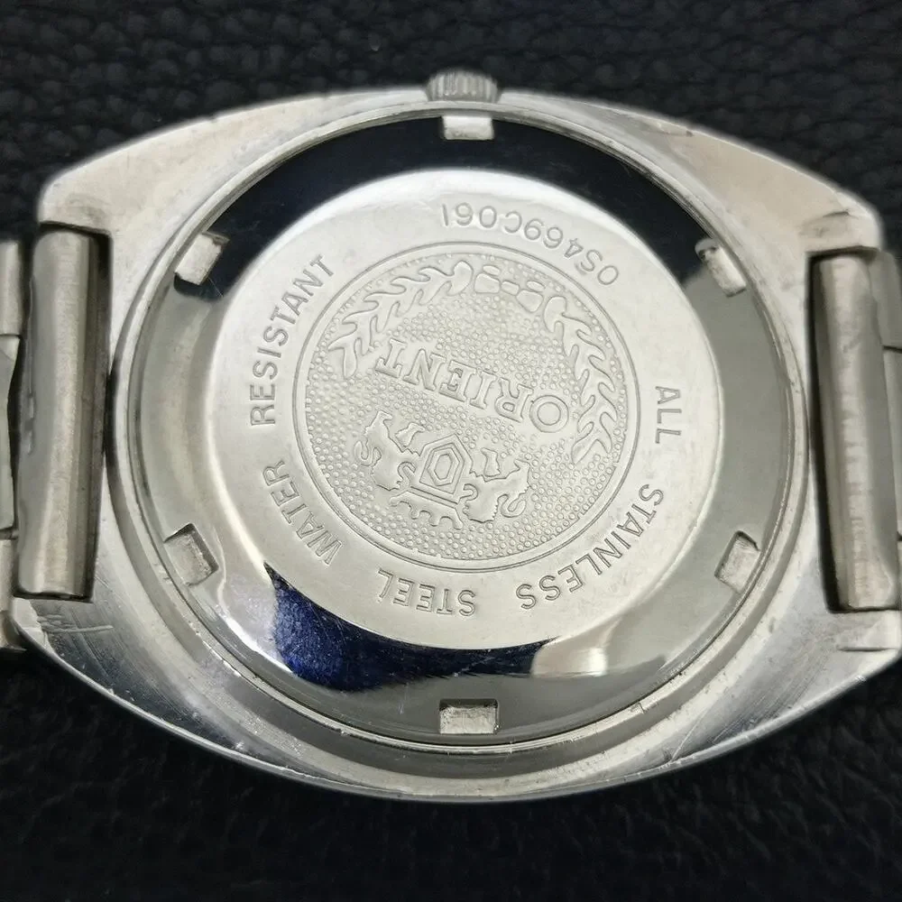 Vintage 1982 Orient Automatic Mens Silver Watch W/daydate & Patina accents